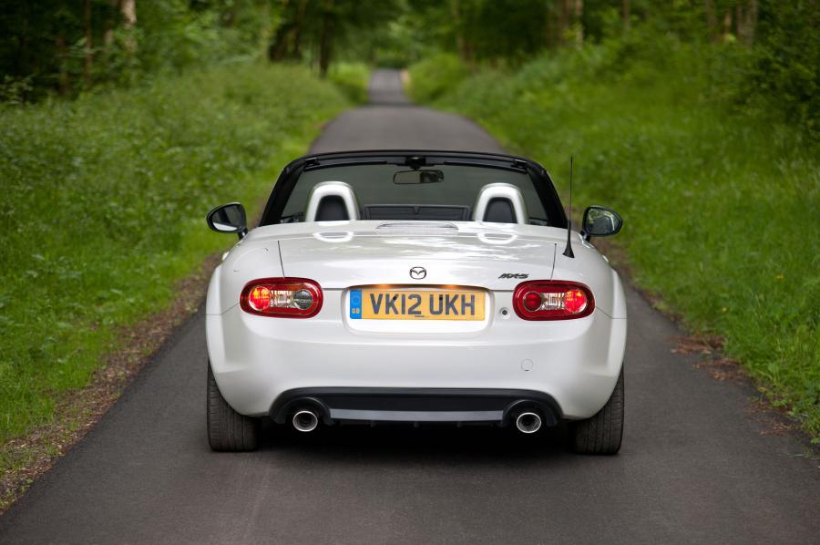 Mazda MX-5 Kuro 2012 года  (UK) (фото 31 из 54)